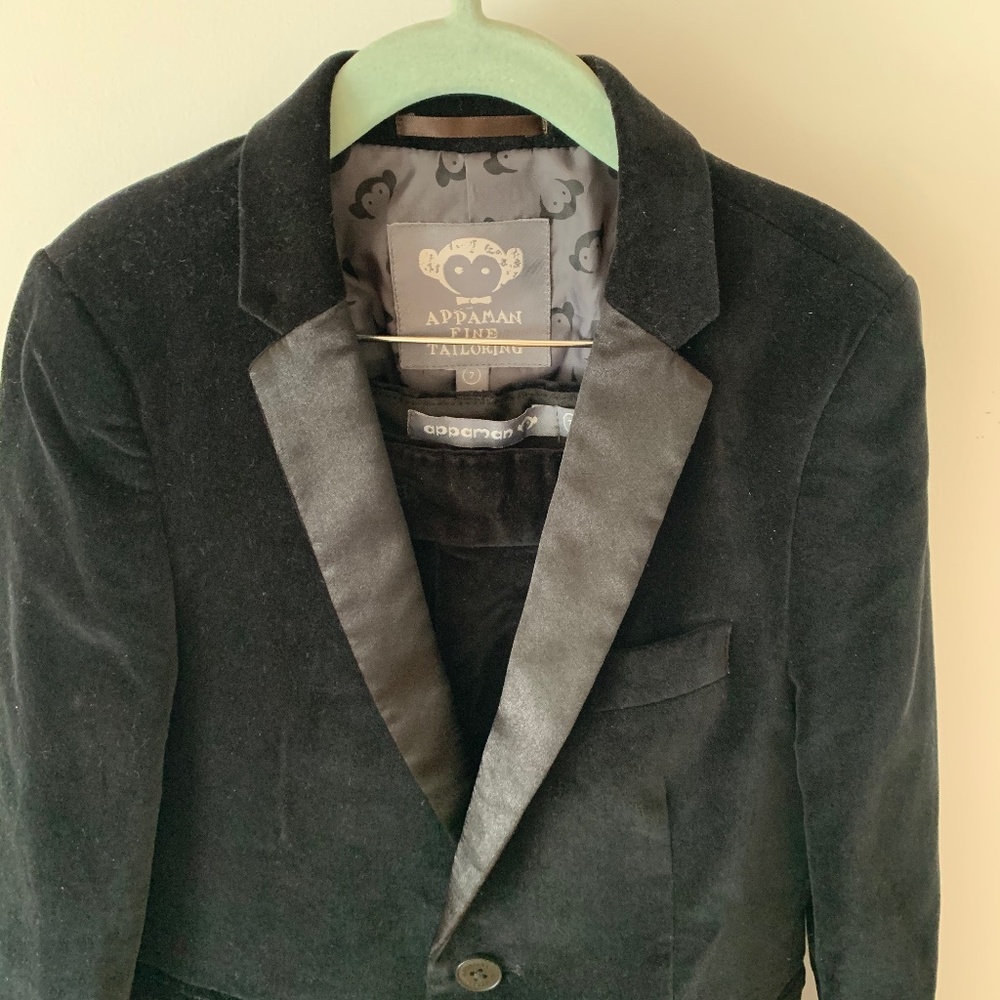 APPAMAN BLACK VELVET MOD SUIT WITH SATIN LAPEL